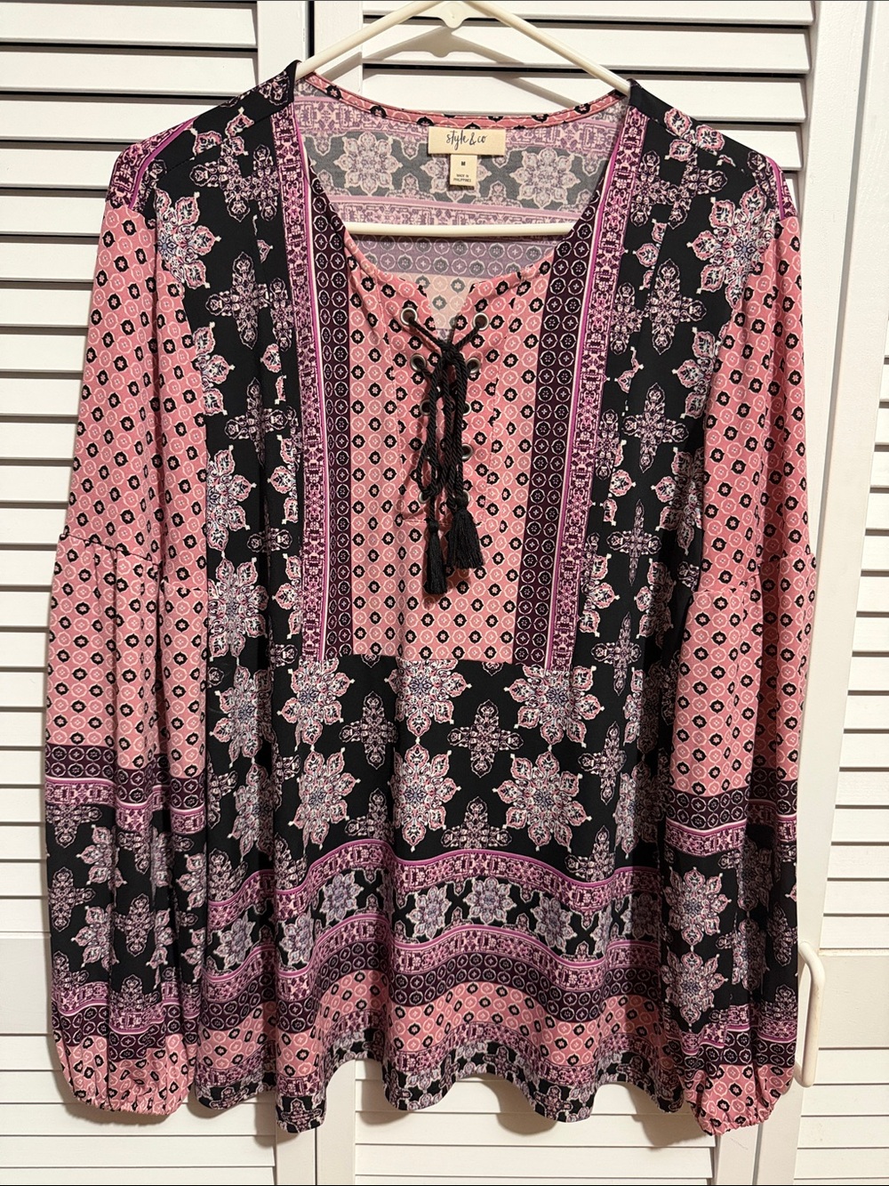 Style & Co. Womenʻs Medium Pink and Black Lace-Up Boho Tunic